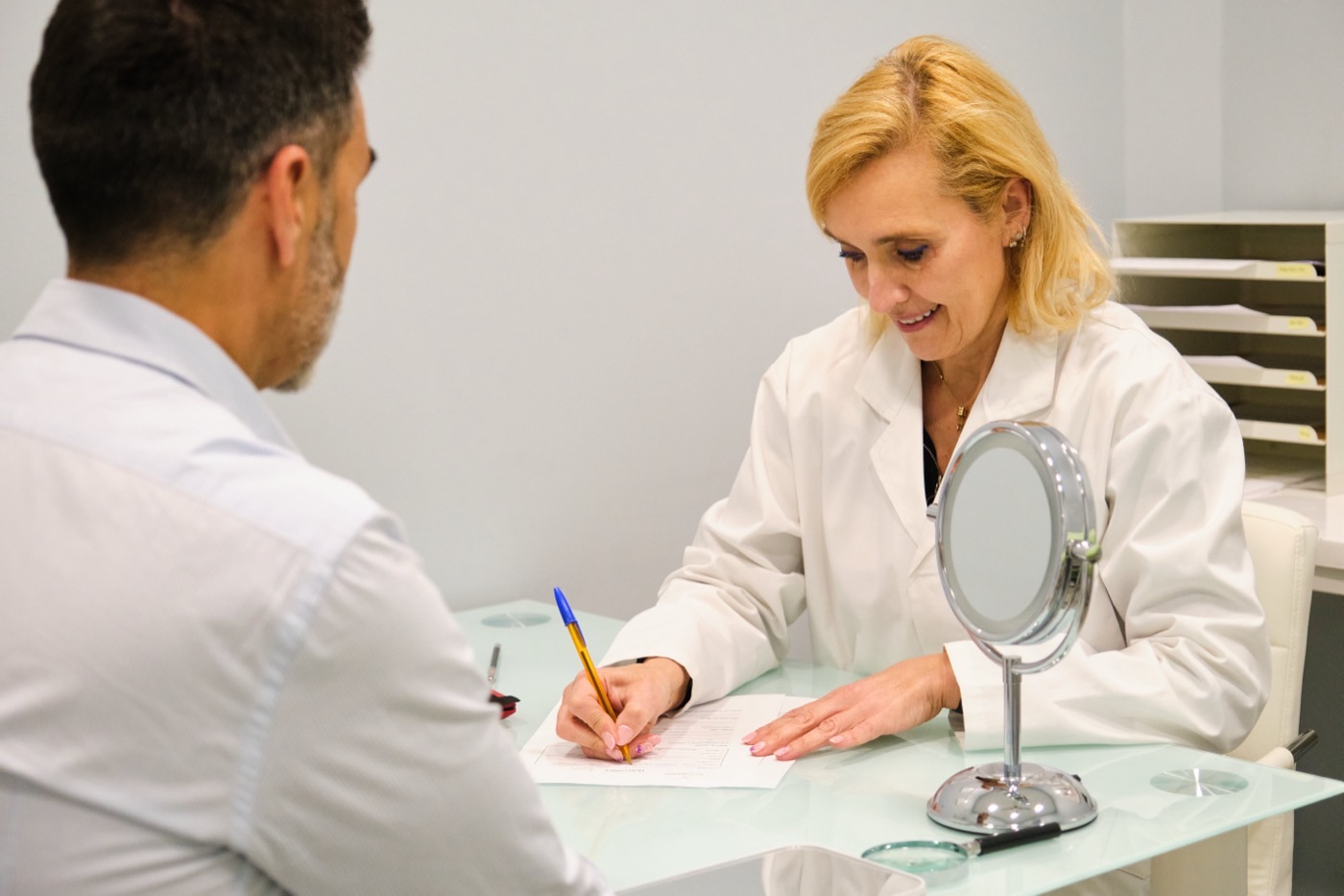  Chirurgie esthétique et médecine esthétique : quelles différences ?